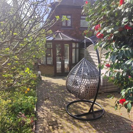 Beautiful Bexhill Cottage With Garden 3 Mins Walk To Beach Exterior foto